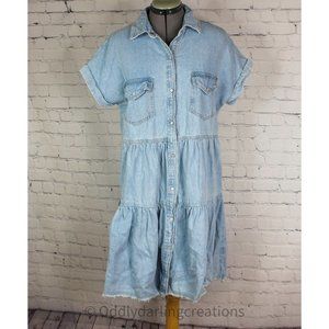 Vintage‎ Light Denim Dress with Frayed Hem and Pearl Snaps Ruffled Bottom Size M
